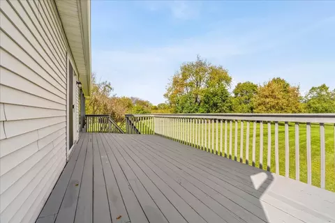 147 Cranbrook Dr, Howell, MI 48843 photo 25