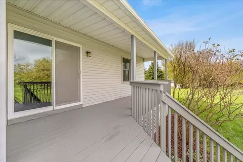 147 Cranbrook Dr, Howell, MI 48843 photo 27