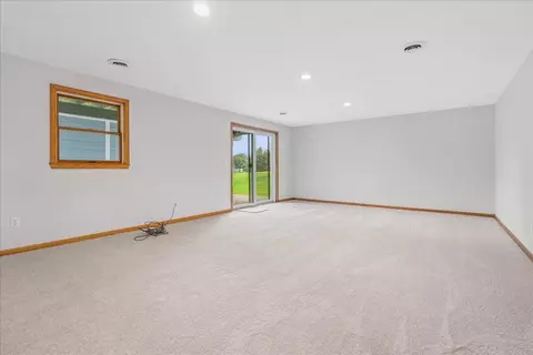 147 Cranbrook Dr, Howell, MI 48843 photo 22