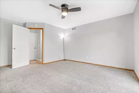 147 Cranbrook Dr, Howell, MI 48843 photo 14