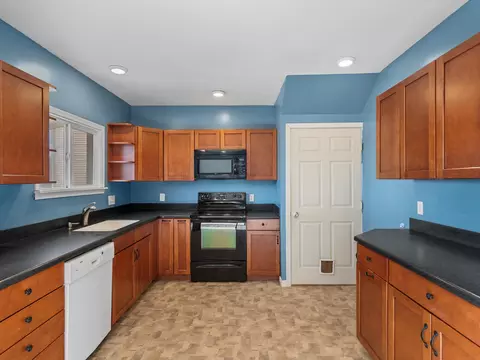4779 E Dunbar Rd, Monroe, MI 48161 photo 17