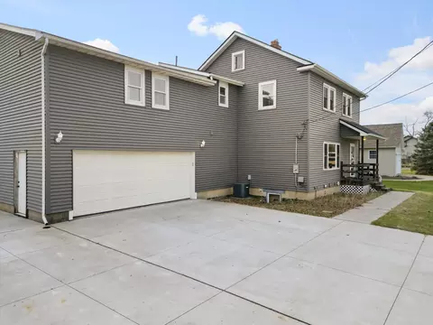 4779 E Dunbar Rd, Monroe, MI 48161 photo 3