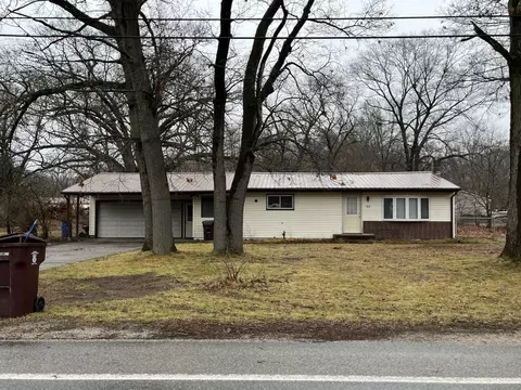 160 N Sheridan Dr, Muskegon, MI 49442
