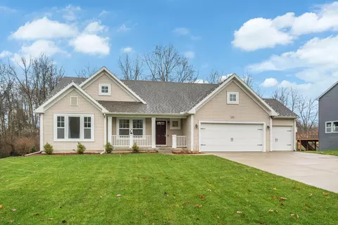 5195 Misty Creek Dr, Kalamazoo, MI 49009