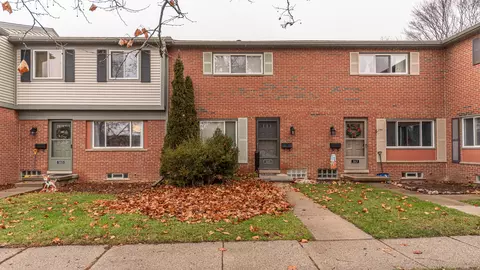 3115 Wolverine Dr, Ann Arbor, MI 48108