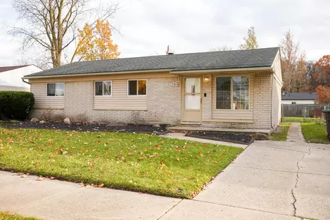 27019 Leroy St, Taylor, MI 48180