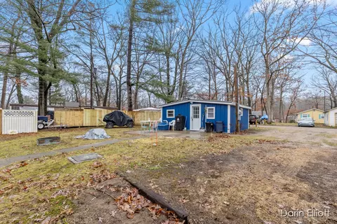 901 Woodruff Dr, Stanton, MI 48888 photo 7