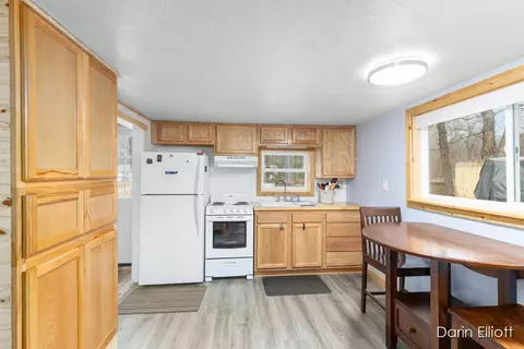 901 Woodruff Dr, Stanton, MI 48888 photo 13