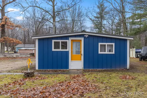 901 Woodruff Dr, Stanton, MI 48888 photo 6