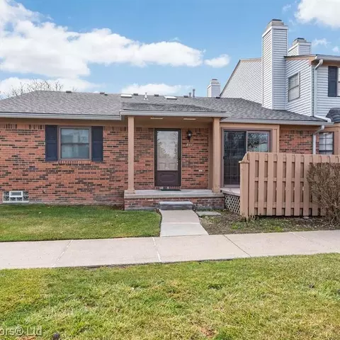 2071 Vine Way Dr #77, Canton, MI 48188