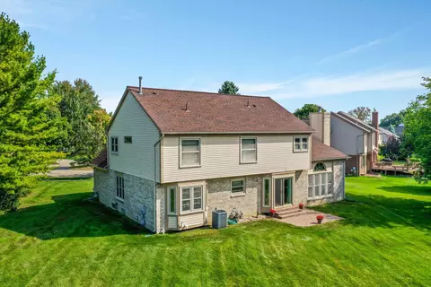 48173 Covington Ct, Canton, MI 48187 photo 3