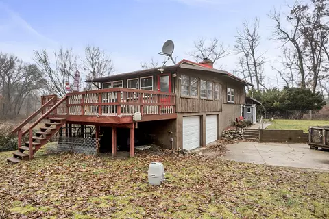 7562 Baseline Rd, Battle Creek, MI 49017