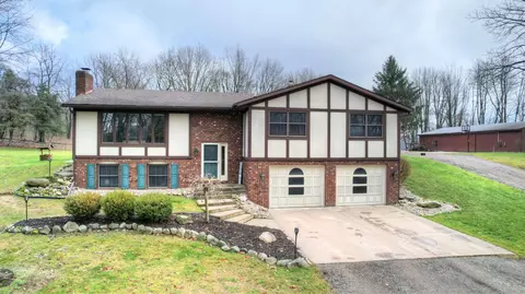 12257 Burchette Rd, Plainwell, MI 49080