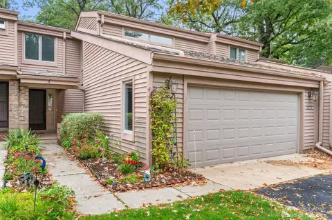 5424 Parkgrove Rd, Ann Arbor, MI 48103