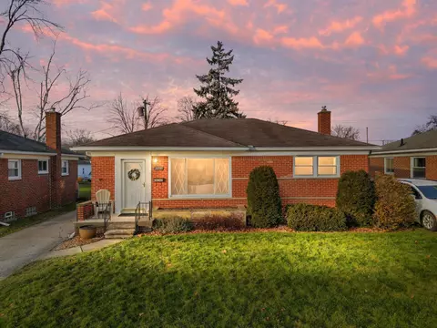 28335 Palmer Blvd, Madison Heights, MI 48071