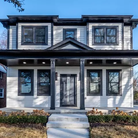 123 S Blair Ave, Royal Oak, MI 48067