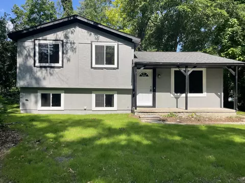 962 Marvell St, Waterford, MI 48327
