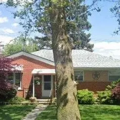 1761 Grange Rd, Trenton, MI 48183
