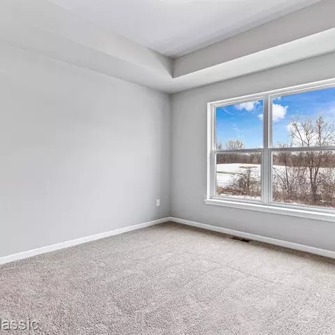 31673 Augusta Dr #65, Romulus, MI 48174 photo 12