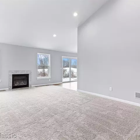 31673 Augusta Dr #65, Romulus, MI 48174 photo 3