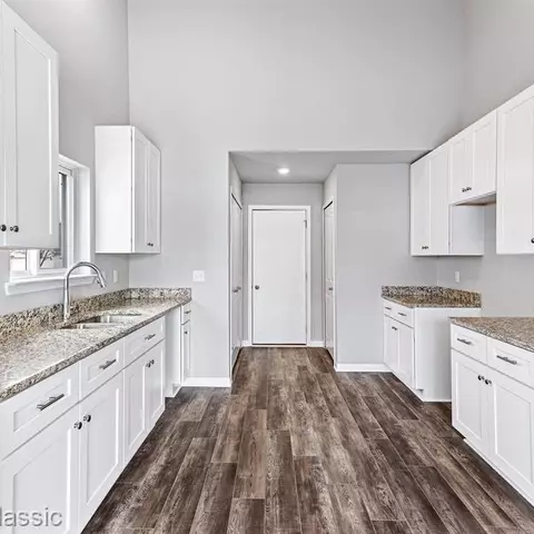 31673 Augusta Dr #65, Romulus, MI 48174 photo 9