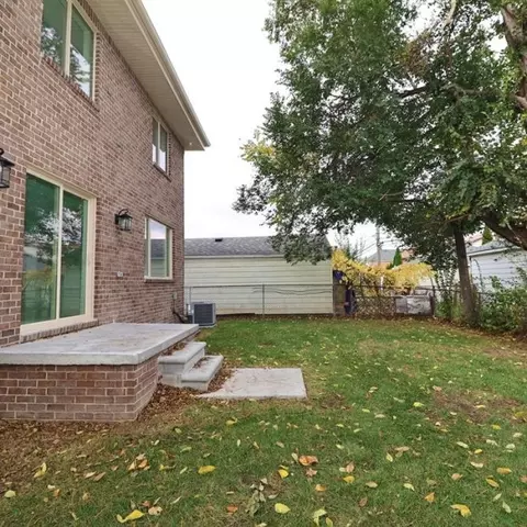 7246 Manor, Dearborn, MI 48126 photo 4