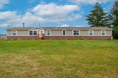 4321 Lone Tree Rd, Milford, MI 48380