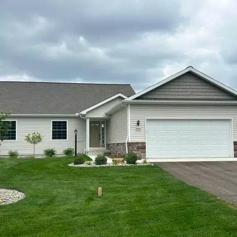 4054 Eastbridge Circle Rd, Stockbridge, MI 49285