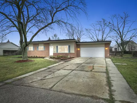 47342 Atwater St, New Baltimore, MI 48047