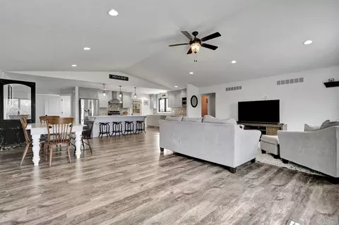 1402 Somers Rd, Lyons, MI 48851 photo 4