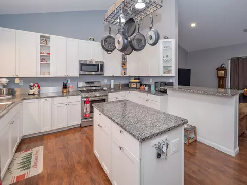 57711 Farthing, Mattawan, MI 49071 photo 9