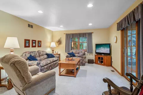 5091 Glen Eagle Ct, Tecumseh, MI 49286 photo 9