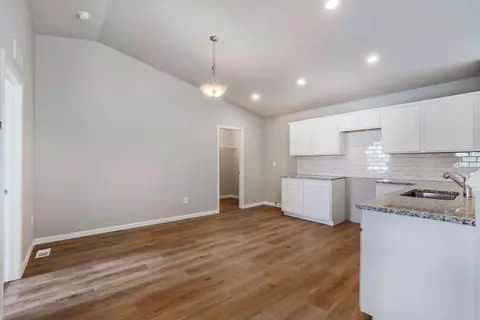 58956 Interlaken St, Mattawan, MI 49071 photo 6