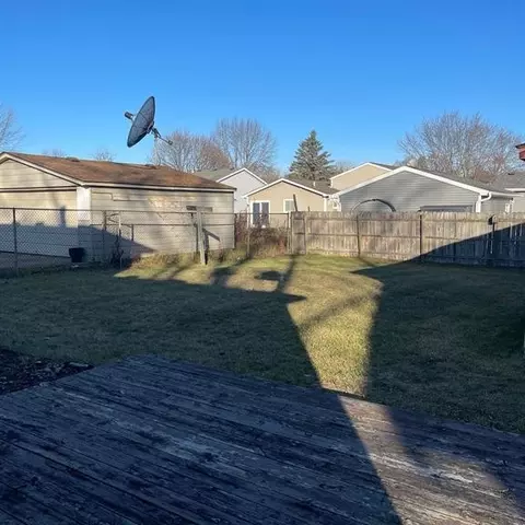 28706 Burning Tree Ln, Romulus, MI 48174 photo 14