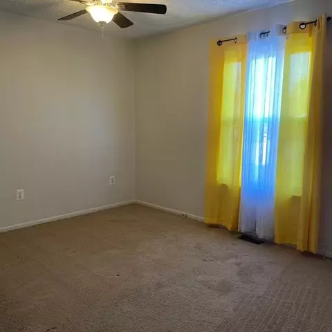 28706 Burning Tree Ln, Romulus, MI 48174 photo 8