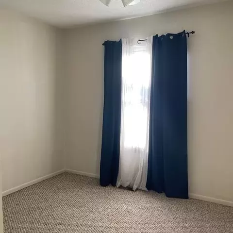 28706 Burning Tree Ln, Romulus, MI 48174 photo 10