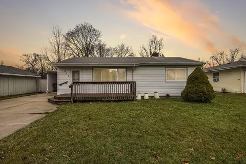 417 Fisher St, Berrien Springs, MI 49103