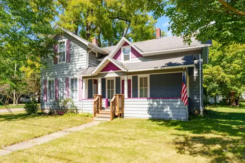 412 W Michigan Ave, Augusta, MI 49012