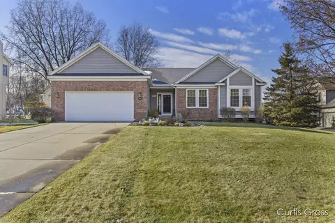 7233 Loma Linda Ct, Rockford, MI 49341