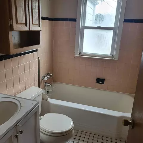 3862 Gloria St, Wayne, MI 48184 photo 5