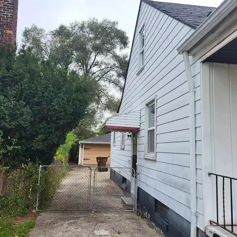 3862 Gloria St, Wayne, MI 48184 photo 14