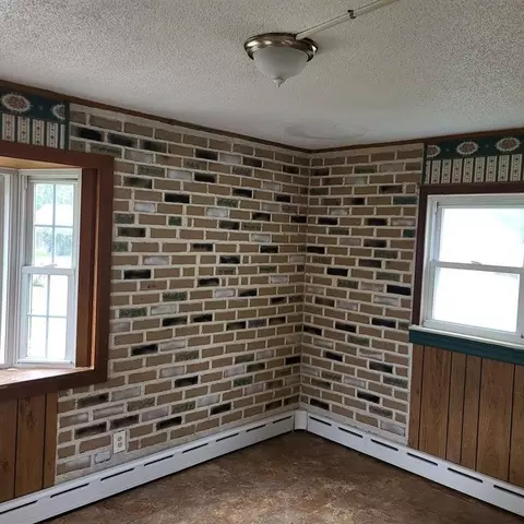 3862 Gloria St, Wayne, MI 48184 photo 7