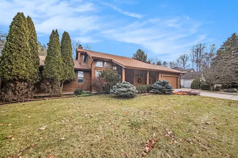 1310 N Freer Rd, Chelsea, MI 48118