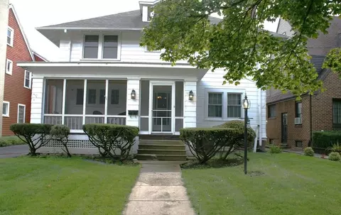 1426 Cedar St, Saginaw, MI 48601