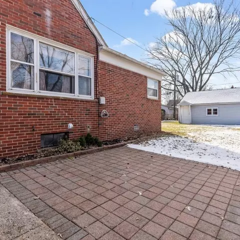 22261 Olmstead St, Dearborn, MI 48124 photo 19