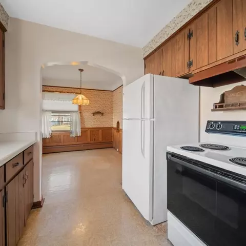 22261 Olmstead St, Dearborn, MI 48124 photo 5