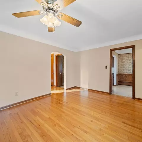 22261 Olmstead St, Dearborn, MI 48124 photo 3