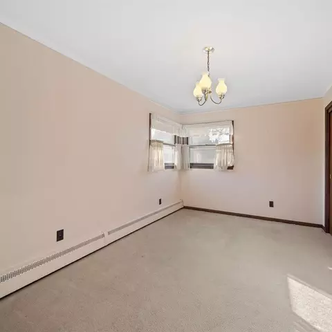 22261 Olmstead St, Dearborn, MI 48124 photo 14