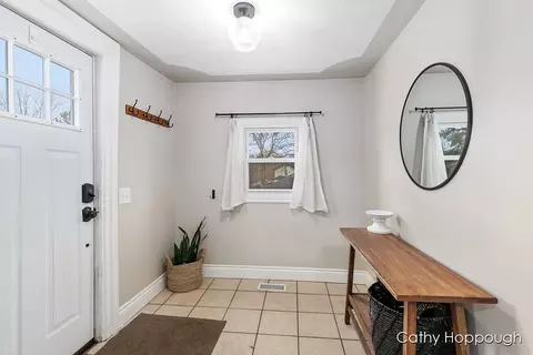 147 S Elizabeth St, Lyons, MI 48851 photo 3