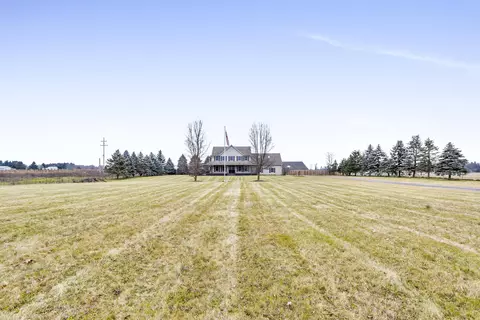 8422 Stony Lake Rd, Jackson, MI 49201 photo 2